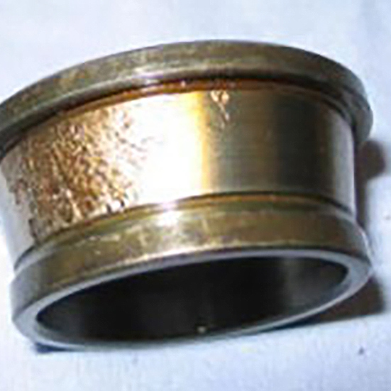 Fatigue damage in a loaded zone of a tapered roller bearing inner ring